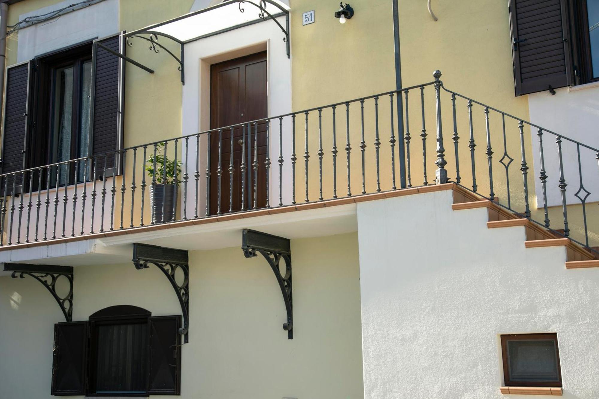 Apartament Dimora Camelia Lucera Zewnętrze zdjęcie